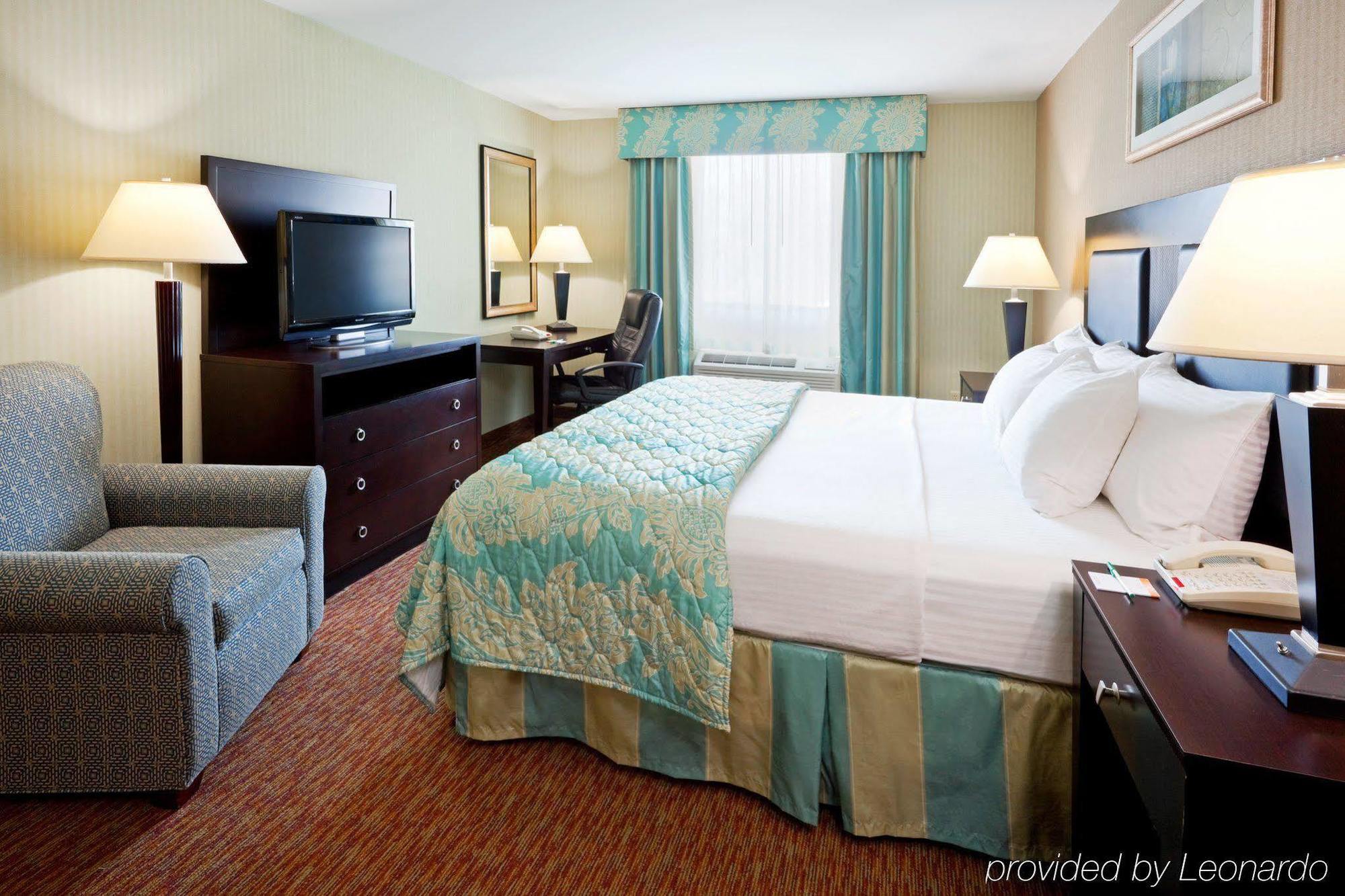 La Quinta Inn By Wyndham West Long Branch Ruang foto